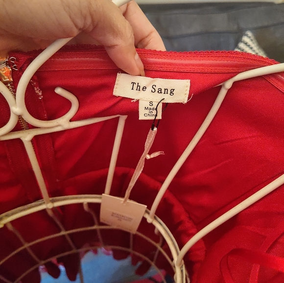 Red Dress - Picture 2 of 4